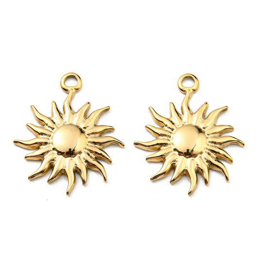 Mini sol charm